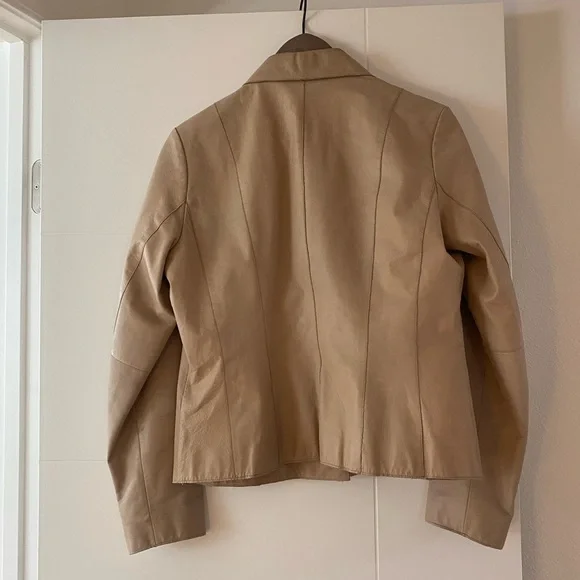 AMAZING Vintage Tan Leather Jacket - Picture 7 of 8